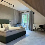 Hotel Erz Medical & 4*