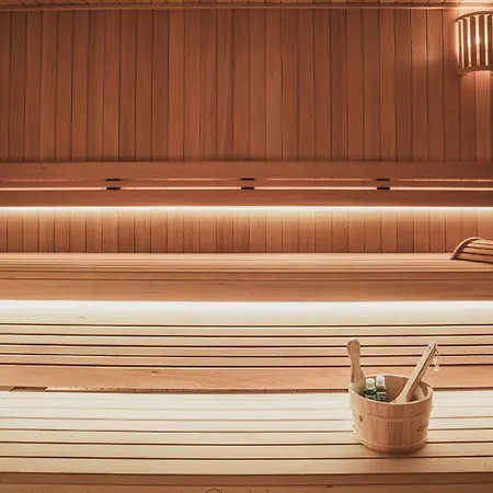 Отель Erz Medical & Кроттендорф