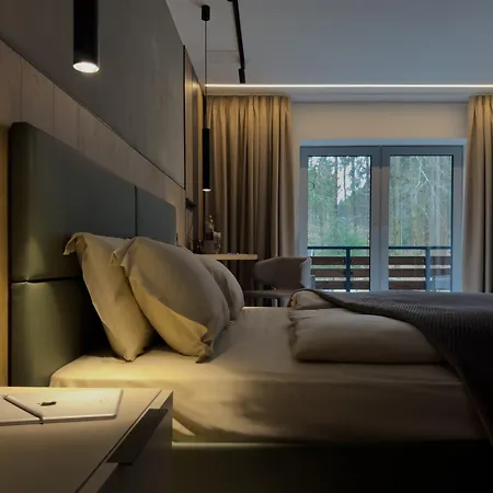 Erz Medical & Hotell *