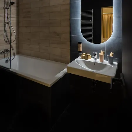 Erz Medical & Отель Кроттендорф