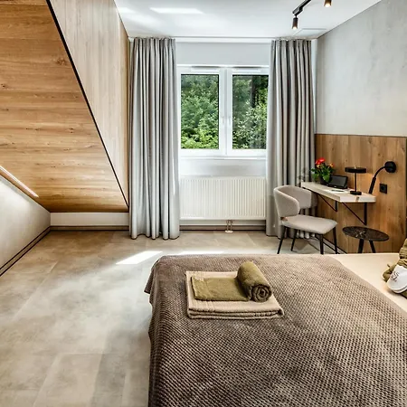 Erz Medical & Hotel 4*