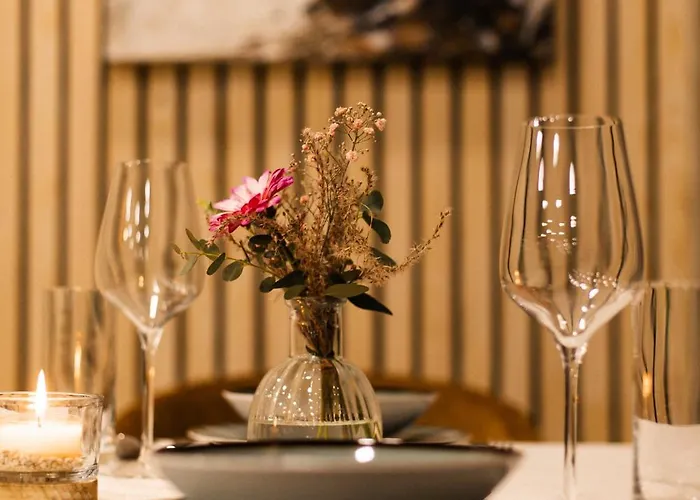 Erz Medical & فندق