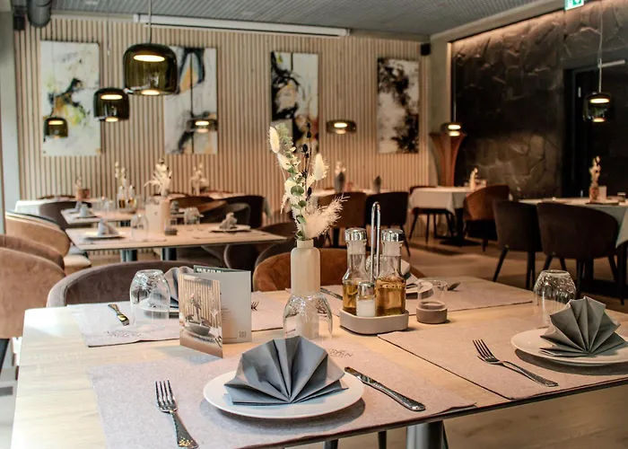 Erz Medical & فندق 4*