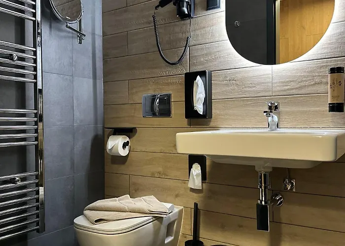 فندق Erz Medical &