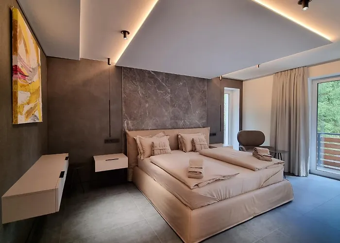 Erz Medical & 4*