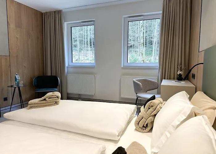 Erz Medical & فندق Rottendorf